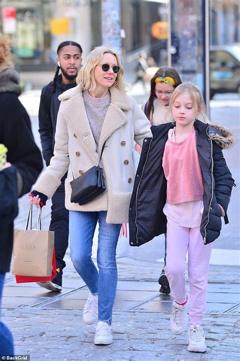 naomi watts daily mail|naomi watts husband and kids.